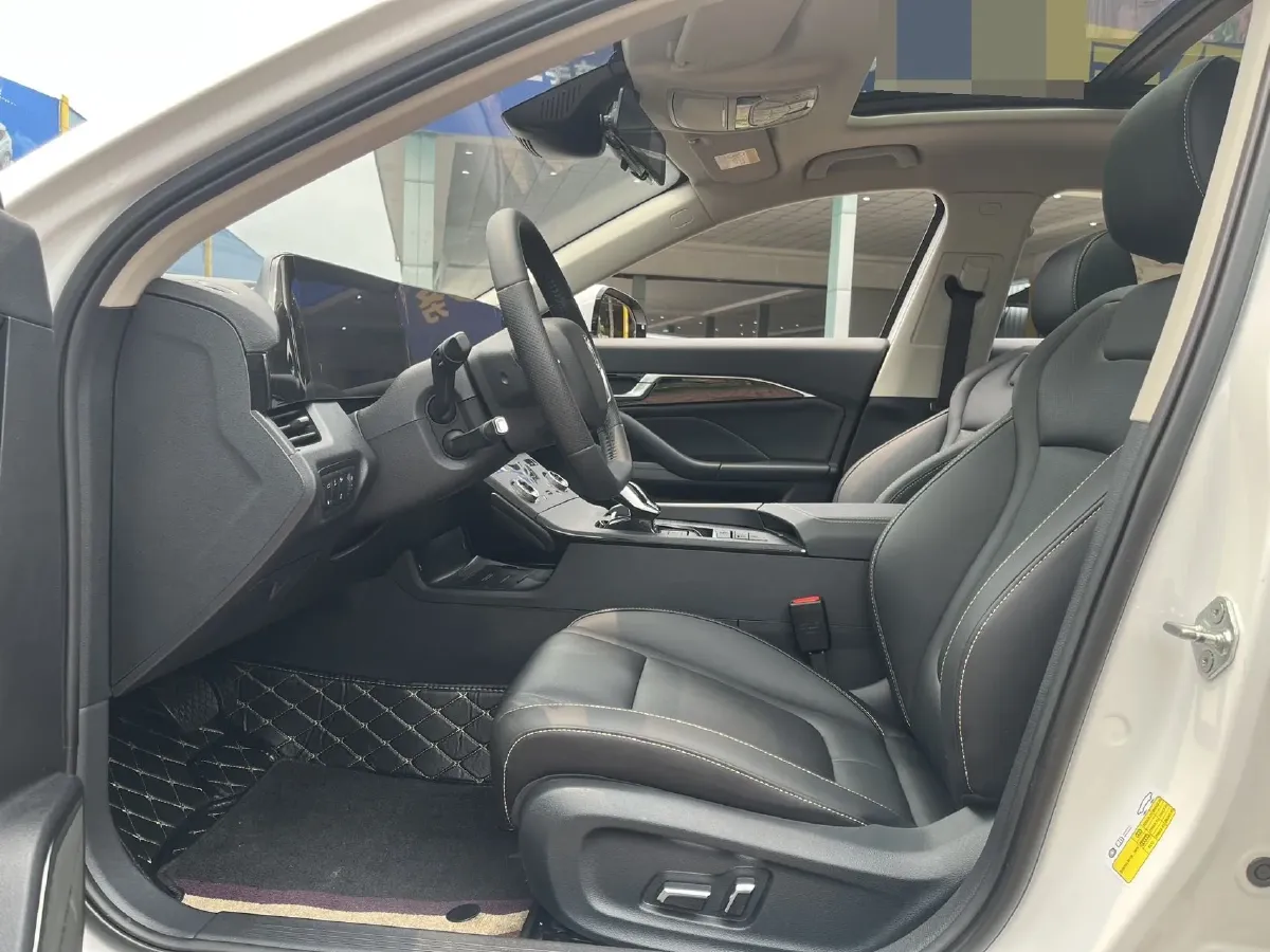 2022 DongFeng Fengon Fengon 580 1.5T 184HP L4 6AT,autocango,china used car exporter,china ev exporter,chinese used car exporter,chinese used ev exporter