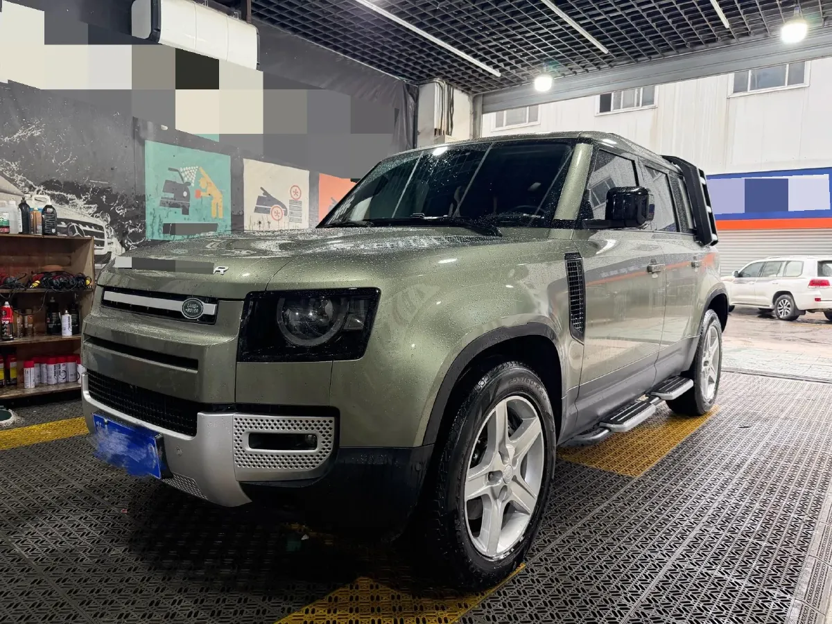2020 Land Rover Defender 3.0T 400HP L6 8AT,autocango,china used car exporter,china ev exporter,chinese used car exporter,chinese used ev exporter