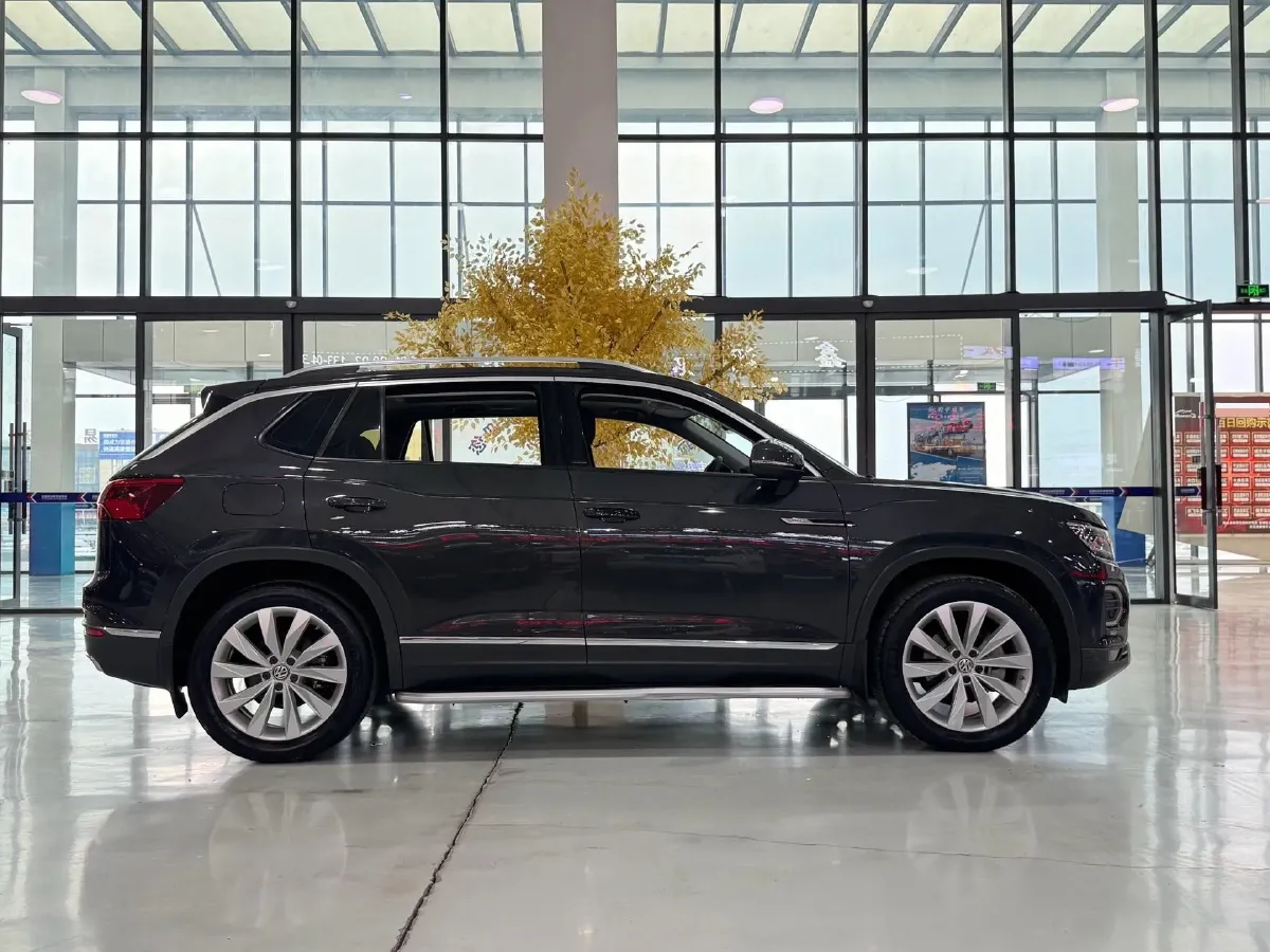 2021 Volkswagen Tayron 2.0T 220HP L4 7DCT,autocango,china used car exporter,china ev exporter,chinese used car exporter,chinese used ev exporter