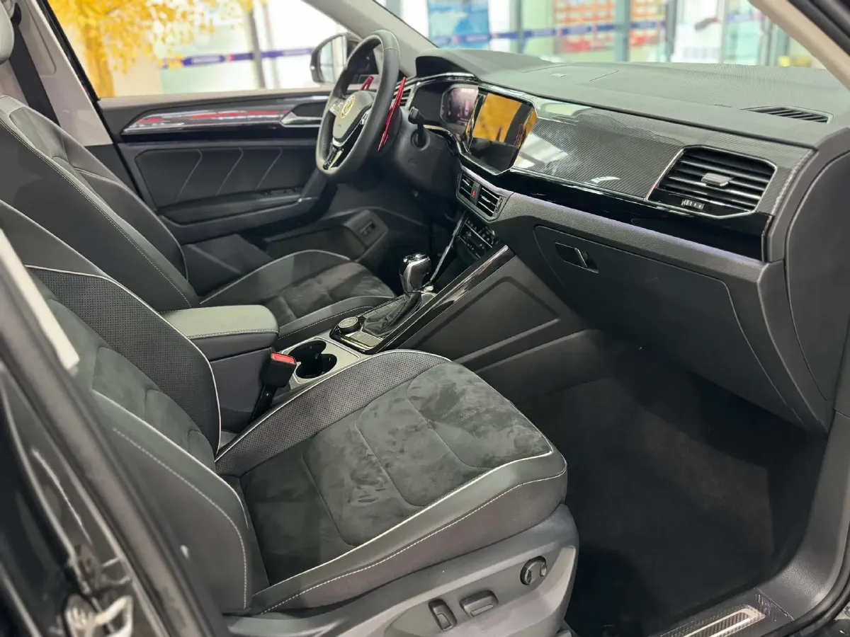 2021 Volkswagen Tayron 2.0T 220HP L4 7DCT,autocango,china used car exporter,china ev exporter,chinese used car exporter,chinese used ev exporter