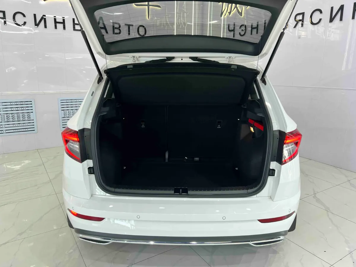 2022 Skoda Karoq 1.4T 150HP L4 7DCT,autocango,china used car exporter,china ev exporter,chinese used car exporter,chinese used ev exporter