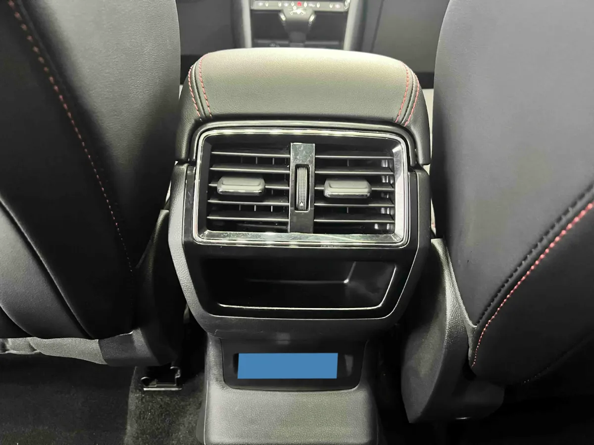 2022 Skoda Karoq 1.4T 150HP L4 7DCT,autocango,china used car exporter,china ev exporter,chinese used car exporter,chinese used ev exporter