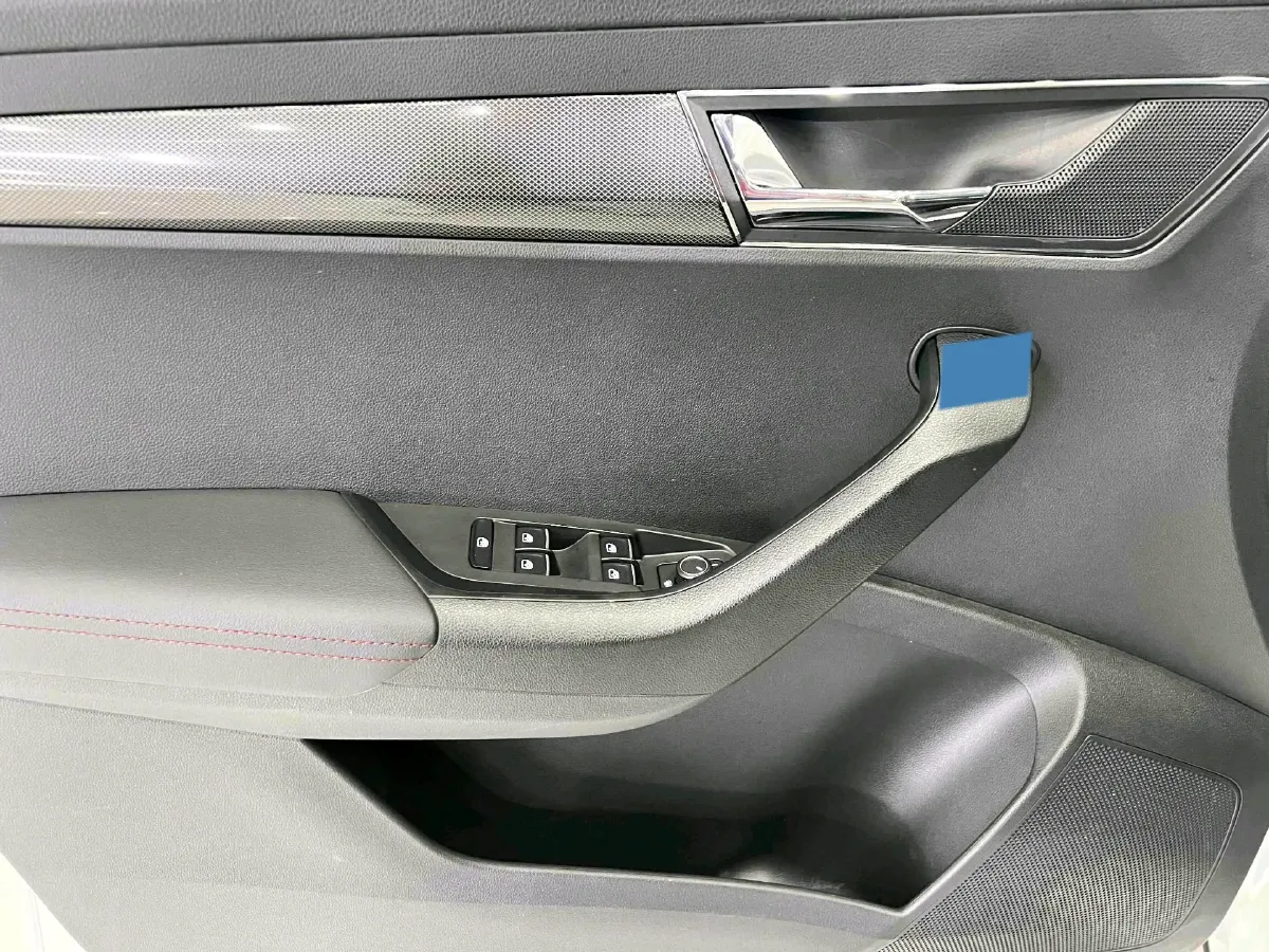 2022 Skoda Karoq 1.4T 150HP L4 7DCT,autocango,china used car exporter,china ev exporter,chinese used car exporter,chinese used ev exporter