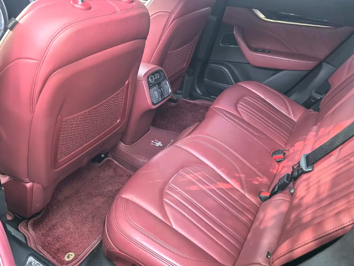 2019 Maserati Levante 3.0T 350HP V6 8AT,autocango,china used car exporter,china ev exporter,chinese used car exporter,chinese used ev exporter