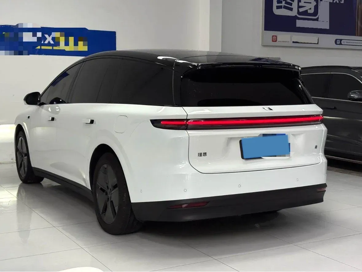 2025 Li i8 BEV,autocango,china used car exporter,china ev exporter,chinese used car exporter,chinese used ev exporter