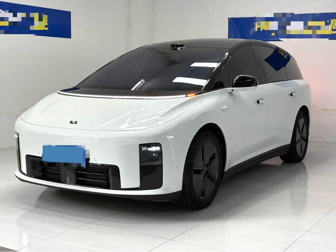 2025 Li i8 BEV,autocango,china used car exporter,china ev exporter,chinese used car exporter,chinese used ev exporter