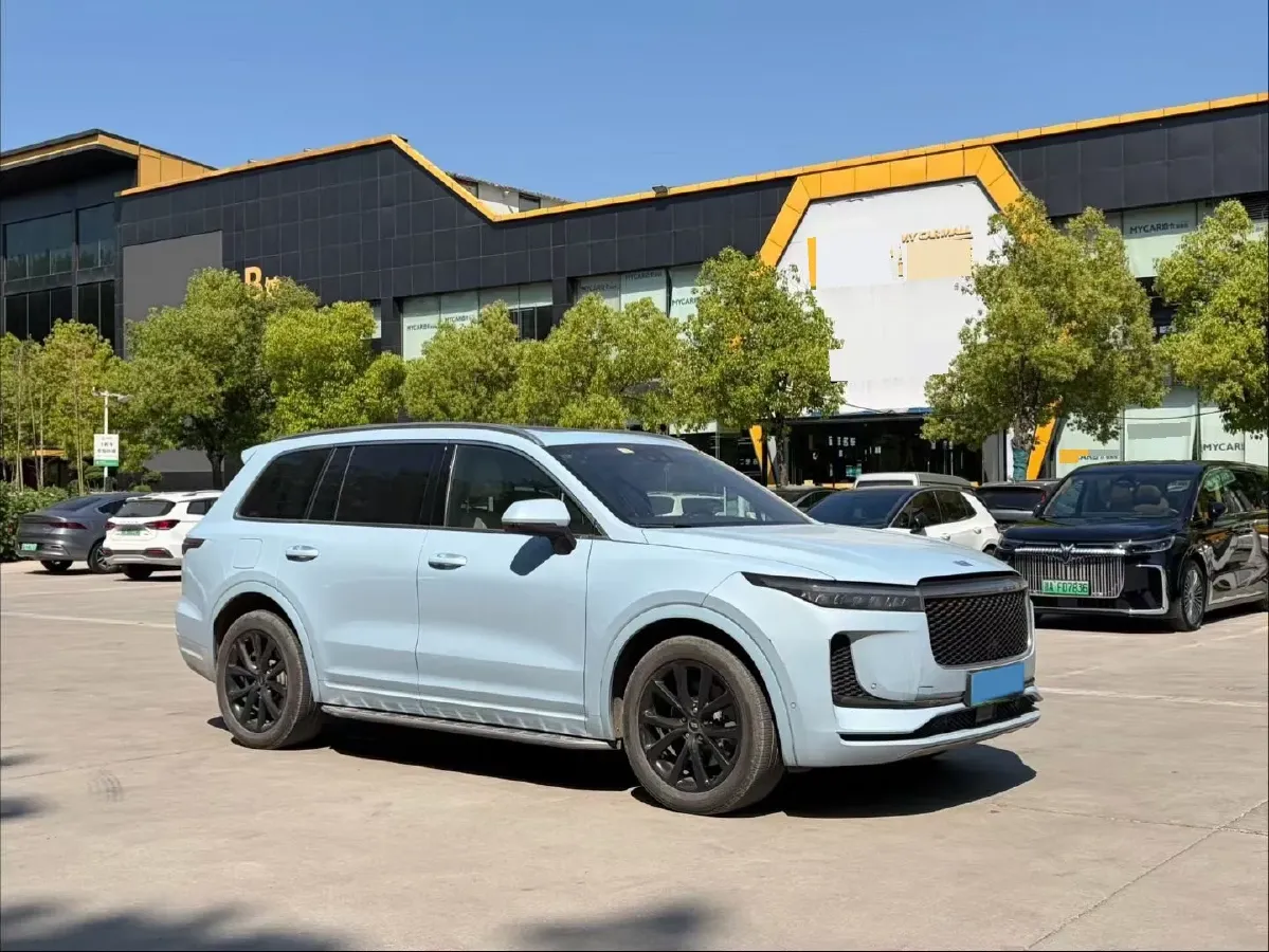 2020 Li ONE Range Extended 131HP REEV 40.5KWH,autocango,china used car exporter,china ev exporter,chinese used car exporter,chinese used ev exporter