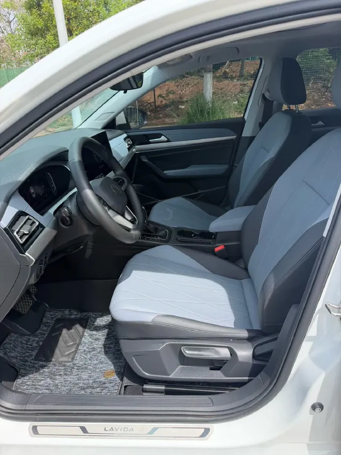2023 Volkswagen Lavida 1.5L 110HP L4 6AT,autocango,china used car exporter,china ev exporter,chinese used car exporter,chinese used ev exporter