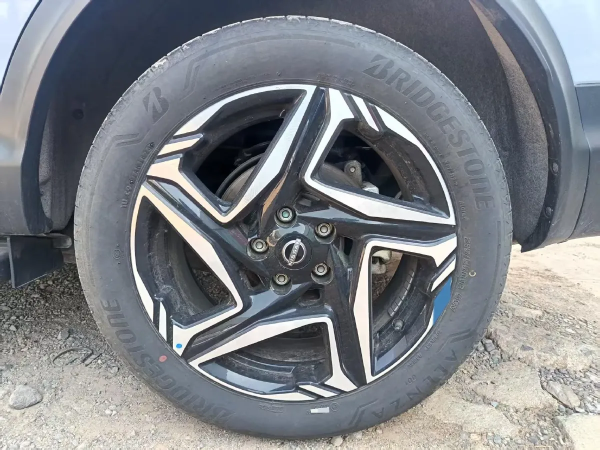 2025 MAXUS XinTu V70 2.0T 150HP L4 9AT,autocango,china used car exporter,china ev exporter,chinese used car exporter,chinese used ev exporter