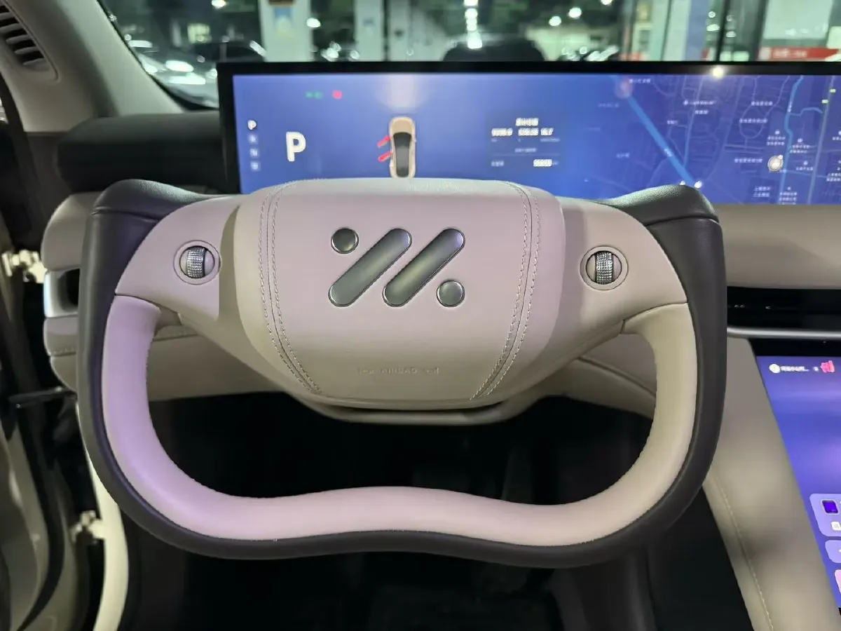 2023 IM LS6 BEV 100KWH,autocango,china used car exporter,china ev exporter,chinese used car exporter,chinese used ev exporter