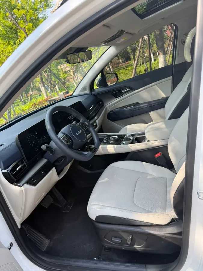 2023 Kia Sportage 2.0L 150HP L4 6AT Hybrid,autocango,china used car exporter,china ev exporter,chinese used car exporter,chinese used ev exporter
