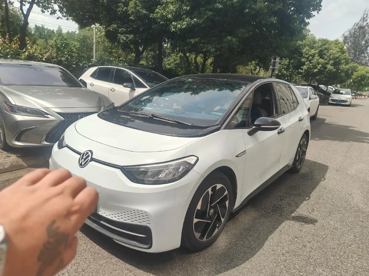 2023 Volkswagen ID.3 BEV 52.8KWH,autocango,china used car exporter,china ev exporter,chinese used car exporter,chinese used ev exporter