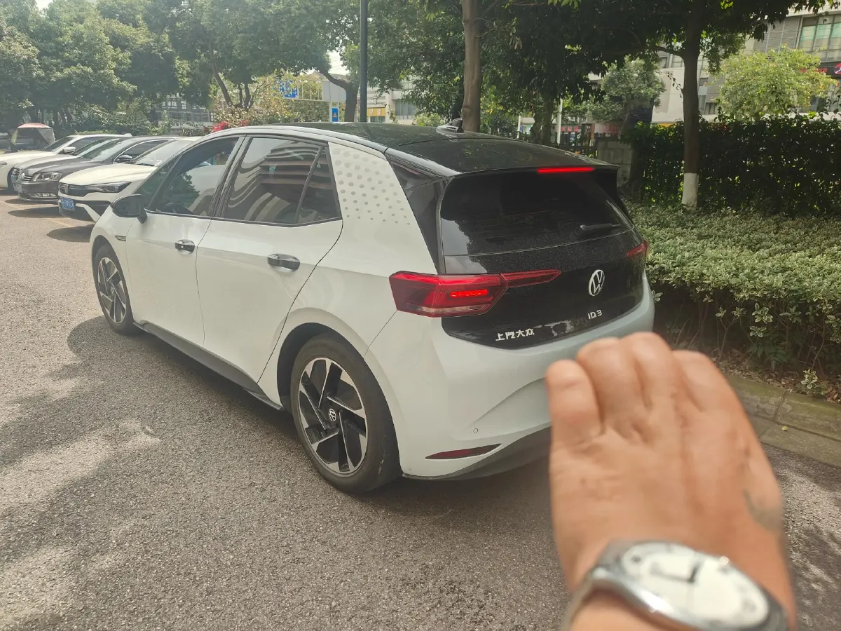 2023 Volkswagen ID.3 BEV 52.8KWH,autocango,china used car exporter,china ev exporter,chinese used car exporter,chinese used ev exporter