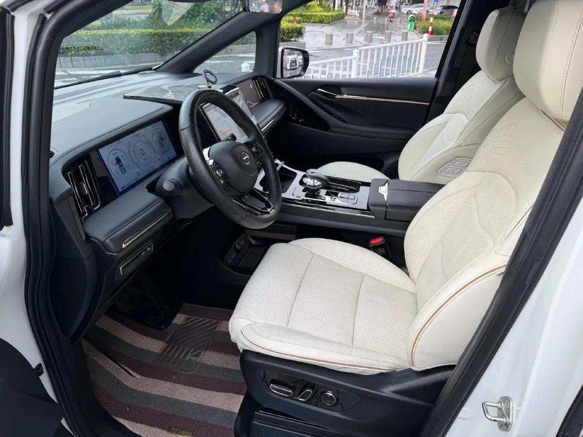 2023 GAC Trumpchi M8 2.0T 190HP L4 E-CVT Hybrid,autocango,china used car exporter,china ev exporter,chinese used car exporter,chinese used ev exporter