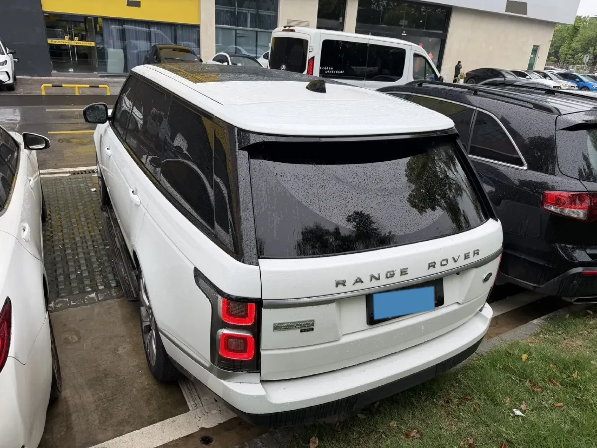 2021 Land Rover Range Rover 3.0T 400HP L6 8AT,autocango,china used car exporter,china ev exporter,chinese used car exporter,chinese used ev exporter