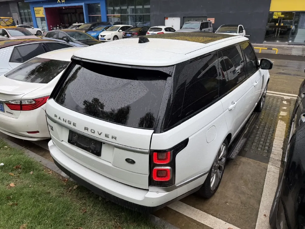 2021 Land Rover Range Rover 3.0T 400HP L6 8AT,autocango,china used car exporter,china ev exporter,chinese used car exporter,chinese used ev exporter