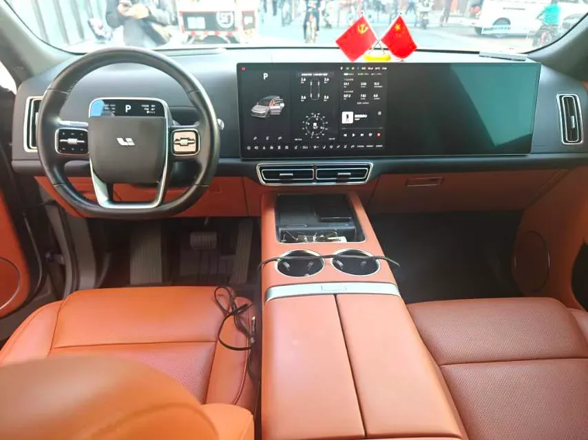 2023 Li L8 Range Extended 154HP REEV 40.9KWH,autocango,china used car exporter,china ev exporter,chinese used car exporter,chinese used ev exporter