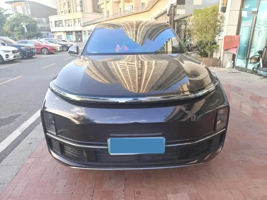 2023 Li L8 Range Extended 154HP REEV 40.9KWH,autocango,china used car exporter,china ev exporter,chinese used car exporter,chinese used ev exporter