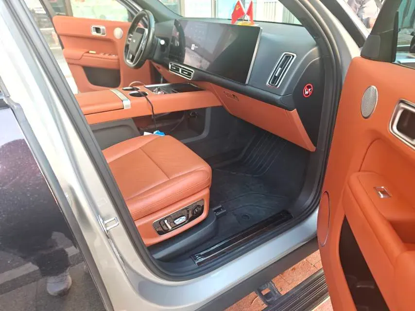 2023 Li L8 Range Extended 154HP REEV 40.9KWH,autocango,china used car exporter,china ev exporter,chinese used car exporter,chinese used ev exporter