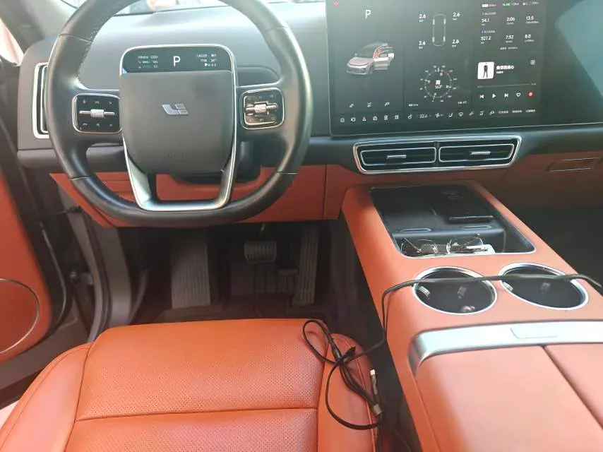 2023 Li L8 Range Extended 154HP REEV 40.9KWH,autocango,china used car exporter,china ev exporter,chinese used car exporter,chinese used ev exporter