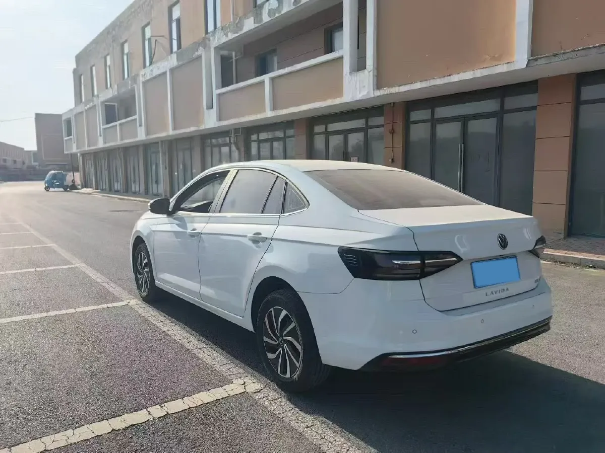2025 Volkswagen Lavida 1.5L 110HP L4 6AT,autocango,china used car exporter,china ev exporter,chinese used car exporter,chinese used ev exporter