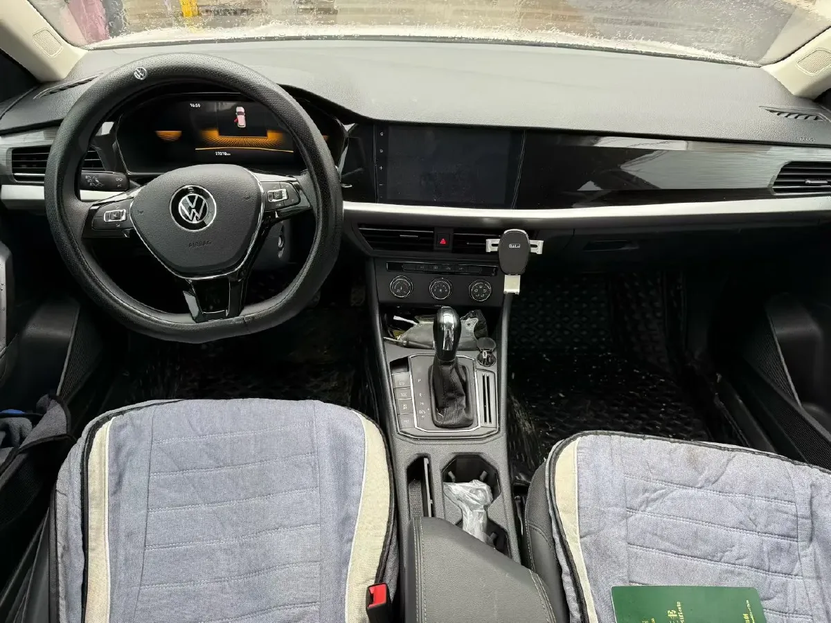 2021 Volkswagen Lavida 1.4T 150HP L4 7DCT,autocango,china used car exporter,china ev exporter,chinese used car exporter,chinese used ev exporter