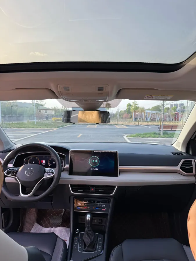 2023 Volkswagen Tharu 1.5T 160HP L4 7DCT,autocango,china used car exporter,china ev exporter,chinese used car exporter,chinese used ev exporter