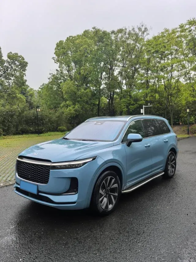 2021 Li ONE Range Extended 131HP REEV 40.5KWH,autocango,china used car exporter,china ev exporter,chinese used car exporter,chinese used ev exporter