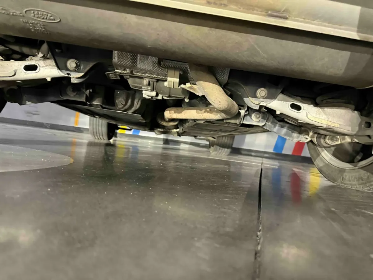 2020 Land Rover Discovery Sport 2.0T 249HP L4 9AT,autocango,china used car exporter,china ev exporter,chinese used car exporter,chinese used ev exporter