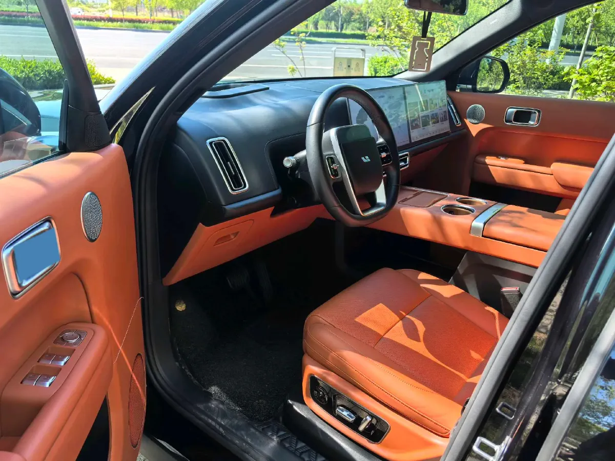 2024 Li L9 Range Extended 154HP REEV 52.3KWH,autocango,china used car exporter,china ev exporter,chinese used car exporter,chinese used ev exporter