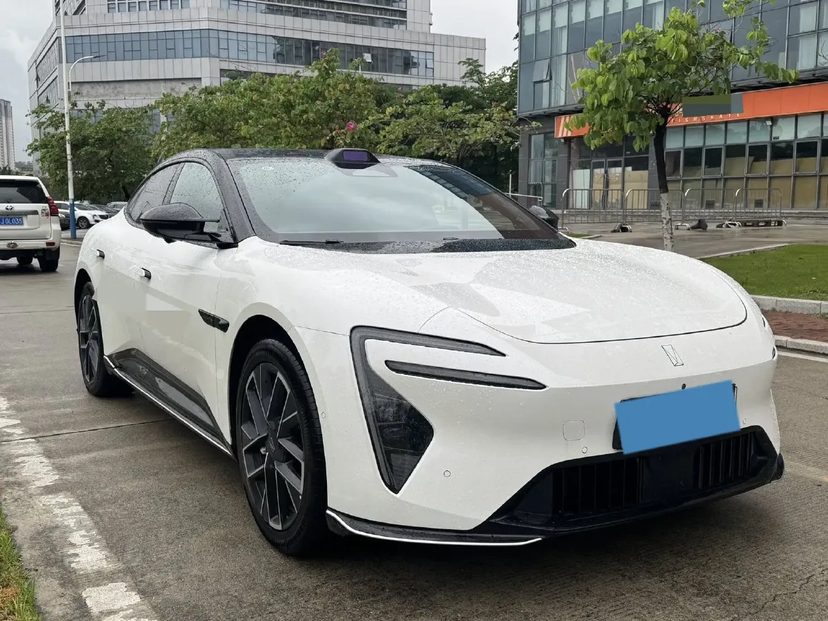2025 Avatr 06 BEV,autocango,china used car exporter,china ev exporter,chinese used car exporter,chinese used ev exporter