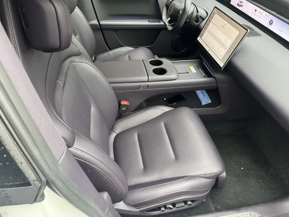 2025 Avatr 06 BEV,autocango,china used car exporter,china ev exporter,chinese used car exporter,chinese used ev exporter