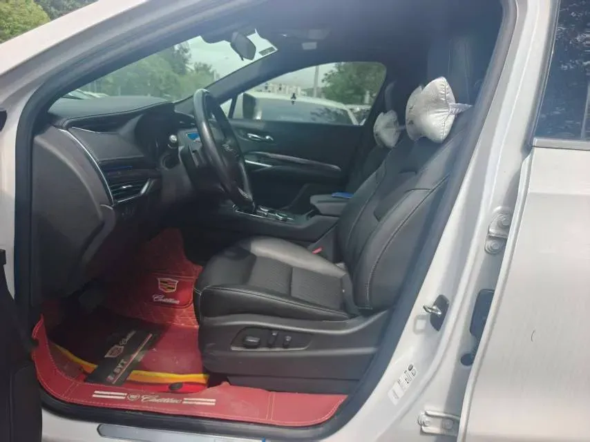 2020 Cadillac XT4 2.0T 241HP L4 9AT,autocango,china used car exporter,china ev exporter,chinese used car exporter,chinese used ev exporter