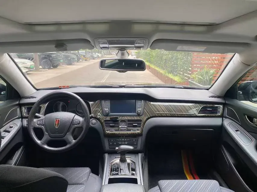 2021 HongQi H7 1.8T 188HP L4 6AT,autocango,china used car exporter,china ev exporter,chinese used car exporter,chinese used ev exporter