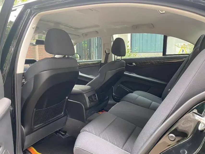 2021 HongQi H7 1.8T 188HP L4 6AT,autocango,china used car exporter,china ev exporter,chinese used car exporter,chinese used ev exporter
