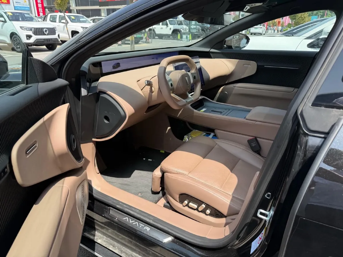 2025 Avatr 12 BEV 94.53KWH,autocango,china used car exporter,china ev exporter,chinese used car exporter,chinese used ev exporter