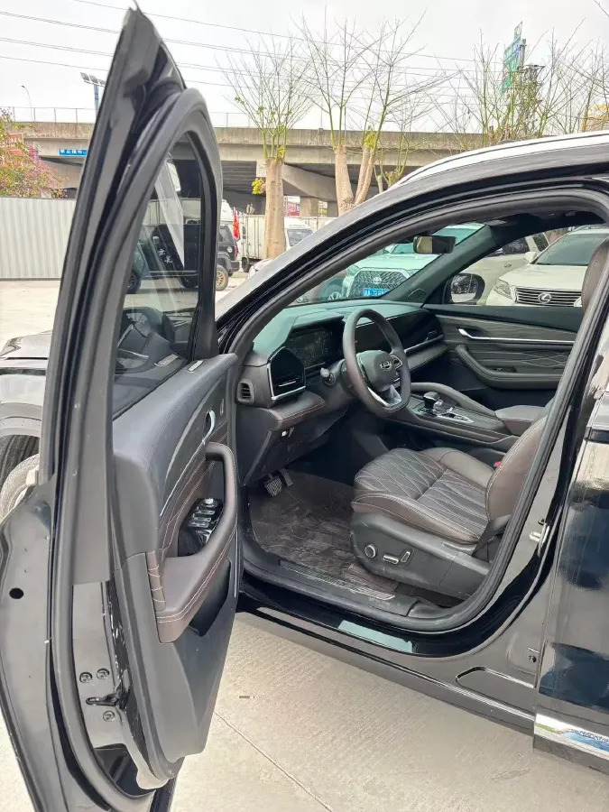 2025 Geely Monjaro 2.0T 238HP L4 8AT,autocango,china used car exporter,china ev exporter,chinese used car exporter,chinese used ev exporter