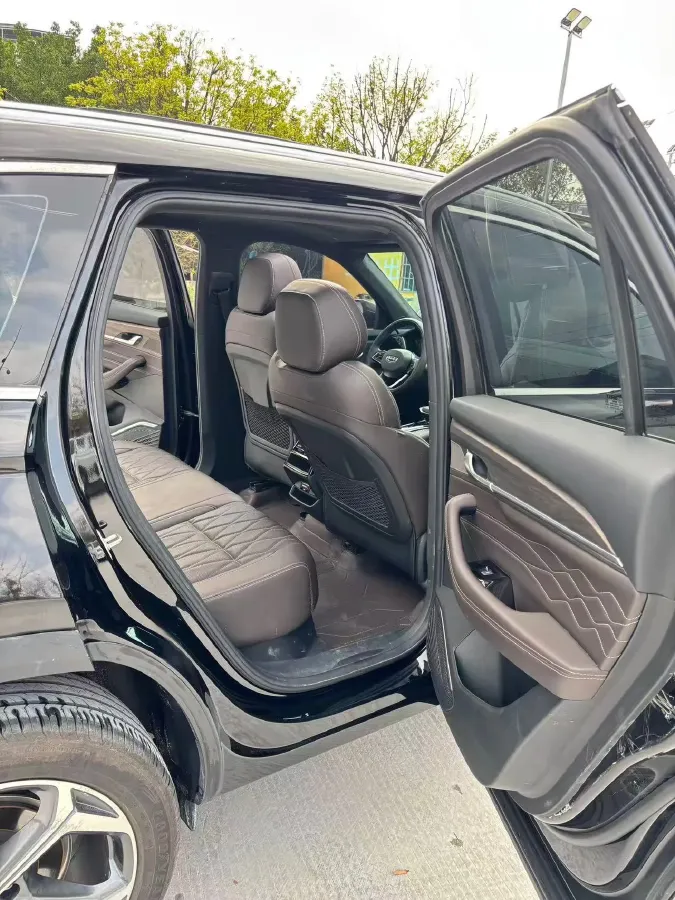 2025 Geely Monjaro 2.0T 238HP L4 8AT,autocango,china used car exporter,china ev exporter,chinese used car exporter,chinese used ev exporter