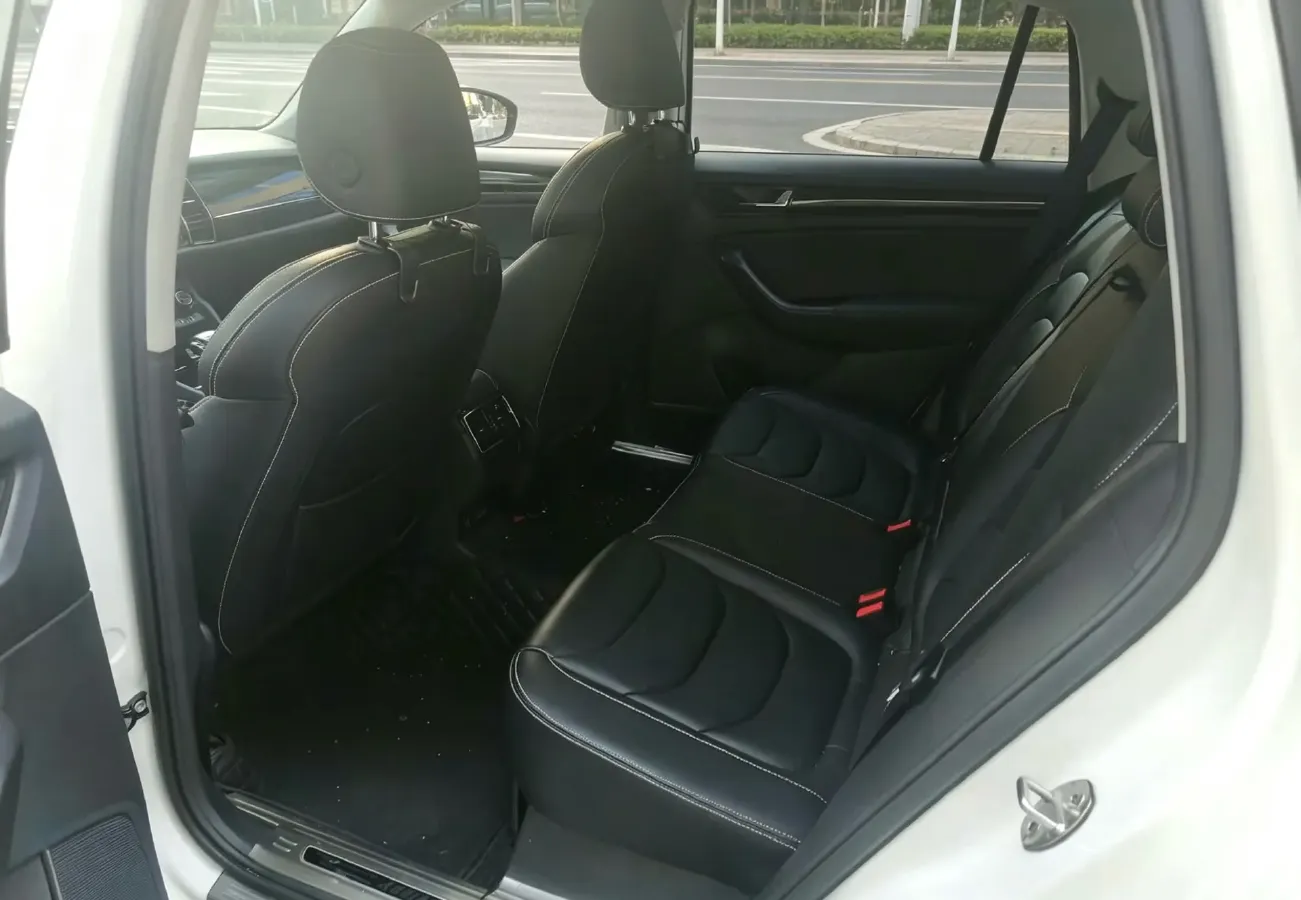 2019 Chevrolet Equinox 2.0T 260HP L4 9AT,autocango,china used car exporter,china ev exporter,chinese used car exporter,chinese used ev exporter