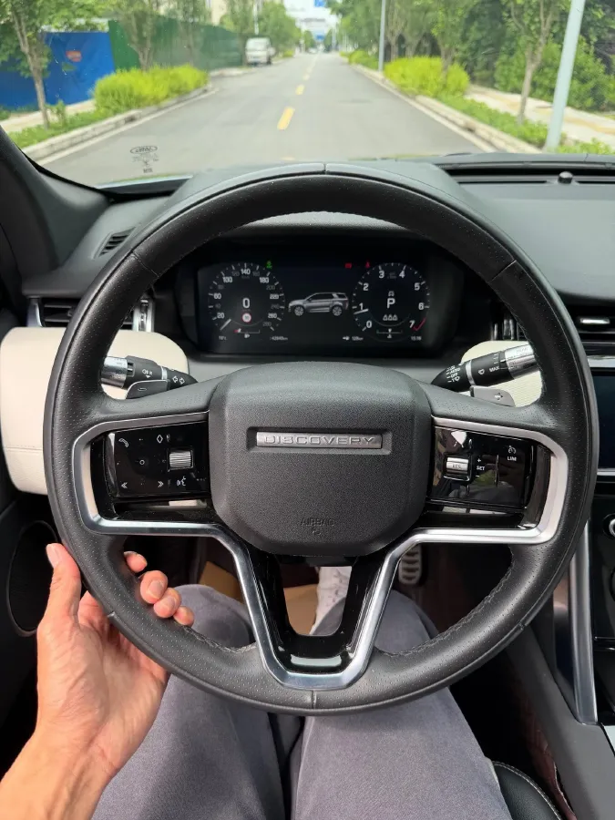 2022 Land Rover Discovery Sport 2.0T 249HP L4 9AT,autocango,china used car exporter,china ev exporter,chinese used car exporter,chinese used ev exporter