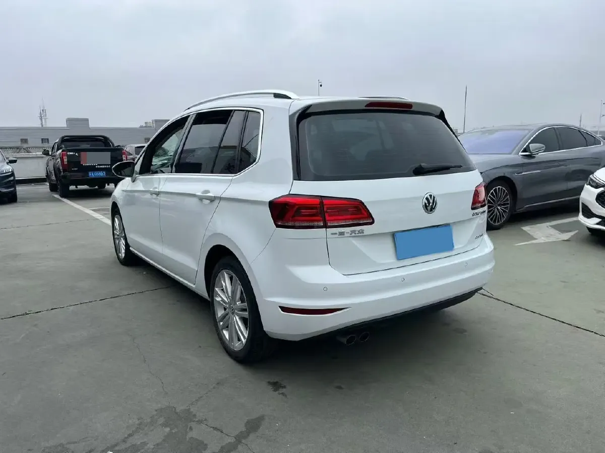 2018 Volkswagen Golf Sportsvan 1.4T 131HP L4 7DCT,autocango,china used car exporter,china ev exporter,chinese used car exporter,chinese used ev exporter