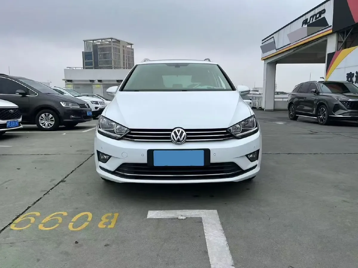 2018 Volkswagen Golf Sportsvan 1.4T 131HP L4 7DCT,autocango,china used car exporter,china ev exporter,chinese used car exporter,chinese used ev exporter