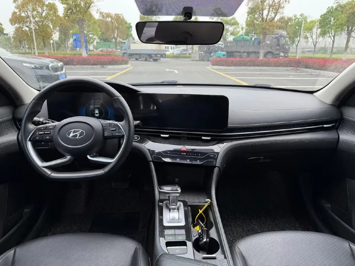 2021 Hyundai Mistra 1.8L 143HP L4 CVT,autocango,china used car exporter,china ev exporter,chinese used car exporter,chinese used ev exporter