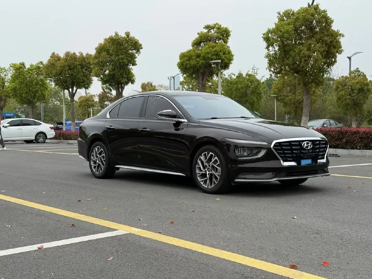 2021 Hyundai Mistra 1.8L 143HP L4 CVT,autocango,china used car exporter,china ev exporter,chinese used car exporter,chinese used ev exporter