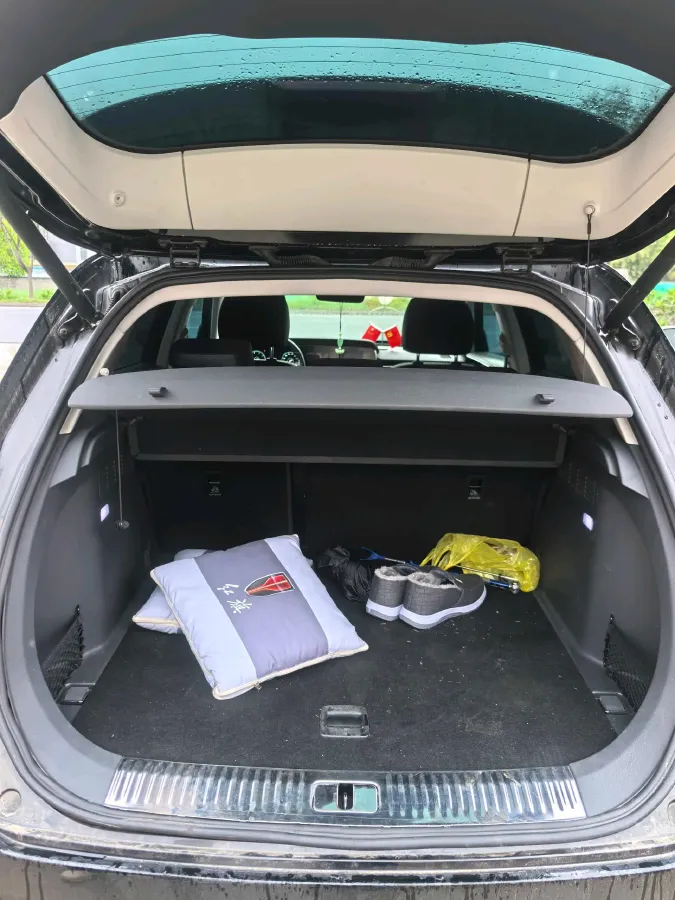 2019 HongQi HS5 2.0T 224HP L4 6AT,autocango,china used car exporter,china ev exporter,chinese used car exporter,chinese used ev exporter