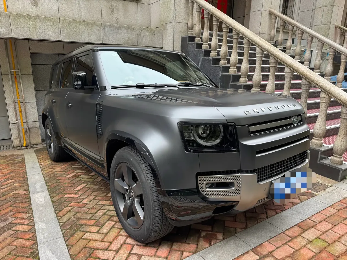2024 Land Rover Defender 3.0T 400HP L6 8AT,autocango,china used car exporter,china ev exporter,chinese used car exporter,chinese used ev exporter