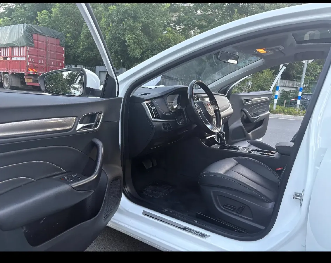 2018 HuangHai JiaoLong 2.4L 143HP L4 5AT,autocango,china used car exporter,china ev exporter,chinese used car exporter,chinese used ev exporter