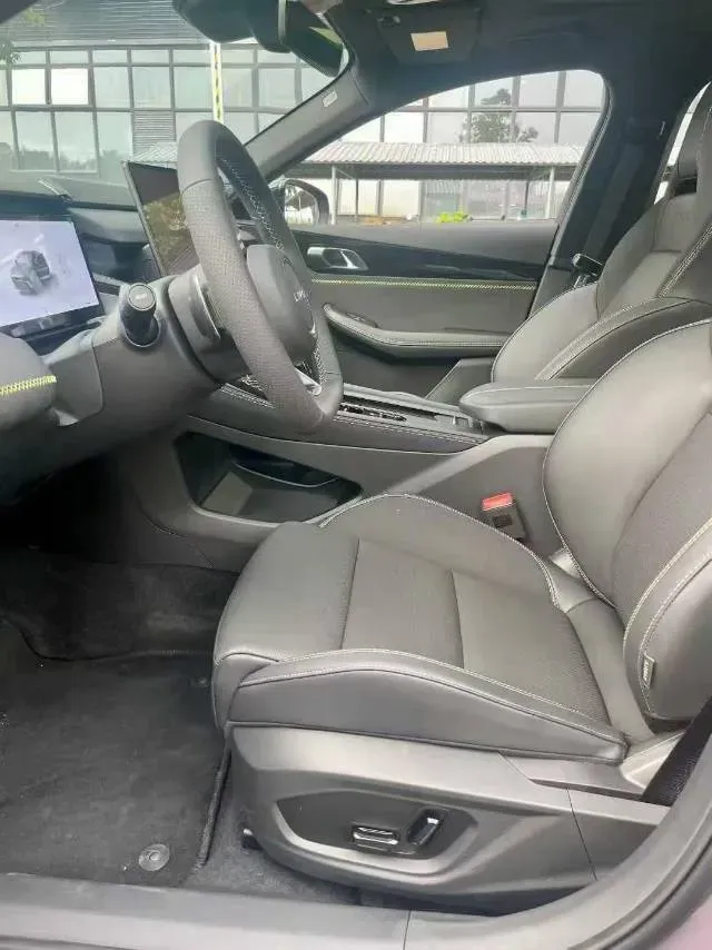 2022 LYNK&CO 03 1.5T 180HP L3 7DCT,autocango,china used car exporter,china ev exporter,chinese used car exporter,chinese used ev exporter