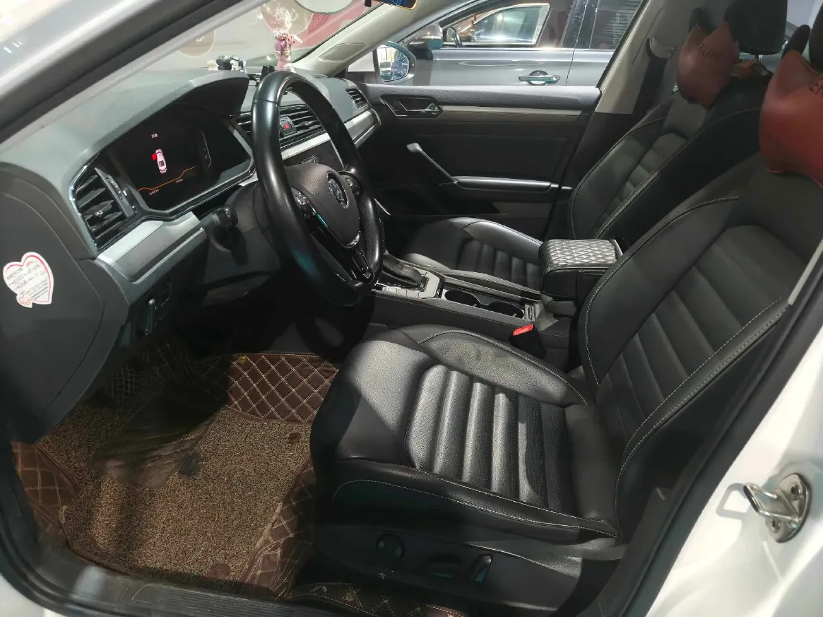 2019 Volkswagen Passat 1.4T 150HP L4 7DCT,autocango,china used car exporter,china ev exporter,chinese used car exporter,chinese used ev exporter