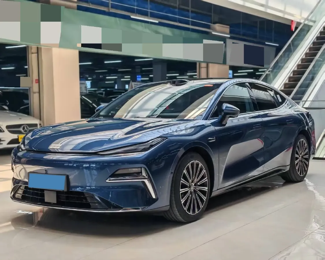 2025 Geely Galaxy Starshine 8 1.5T 163HP L4 3DHT PHEV 27.69KWH,autocango,china used car exporter,china ev exporter,chinese used car exporter,chinese used ev exporter